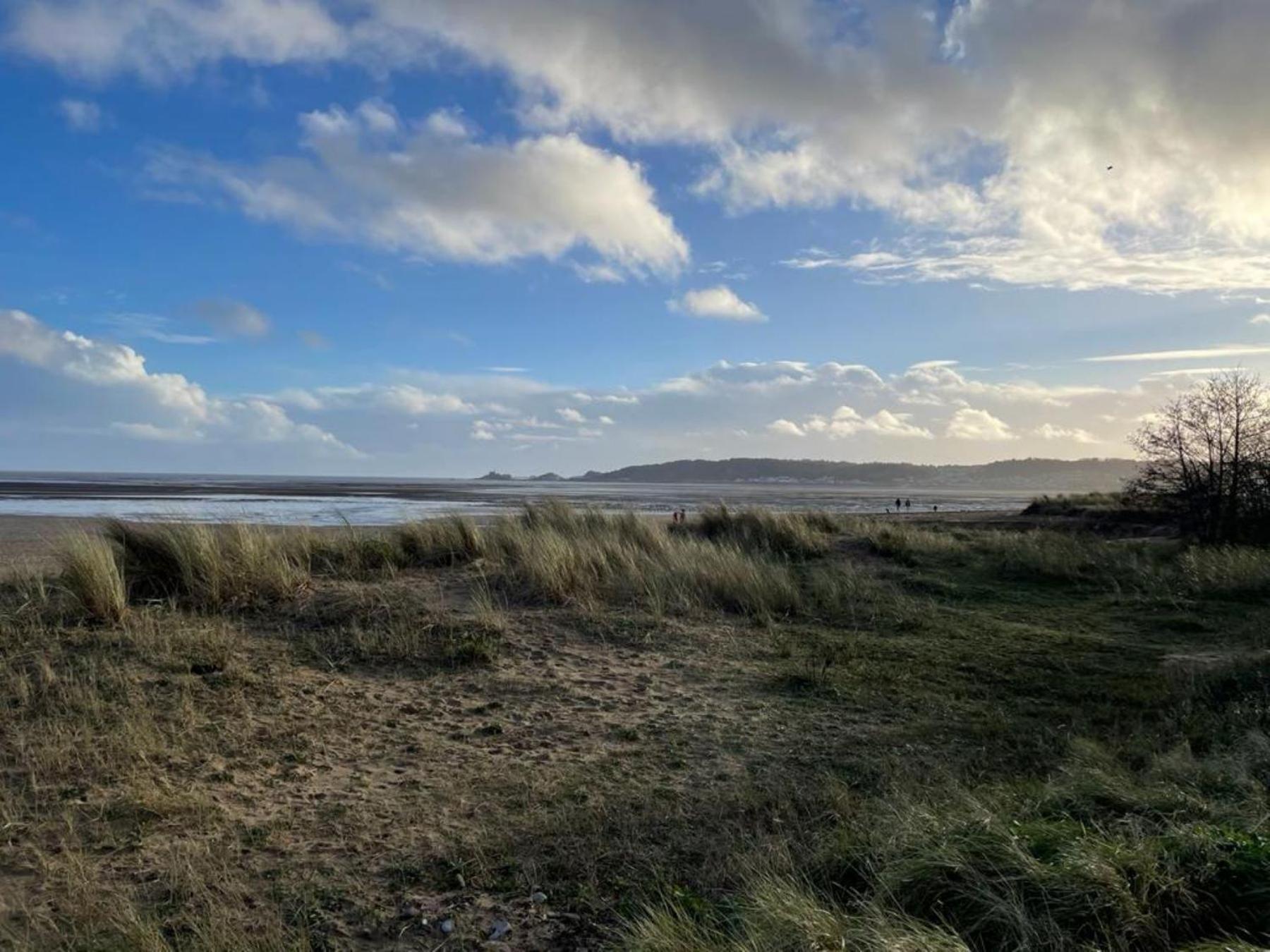 Casa One Hundred - A Beautiful 4 Bed House On The Beach Front Swansea Exterior foto
